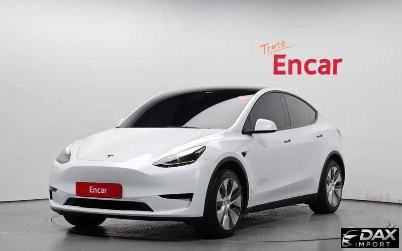 Tesla Model Y RWD