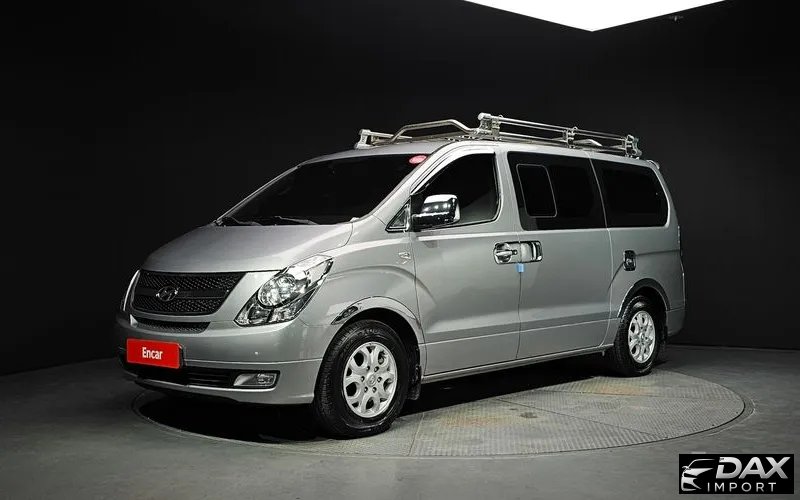 Hyundai Starex 12-Seater Wagon