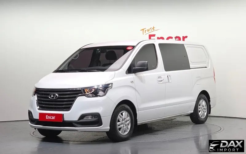 Hyundai Starex Van 5-Seater