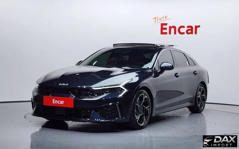 Kia K5 Signature