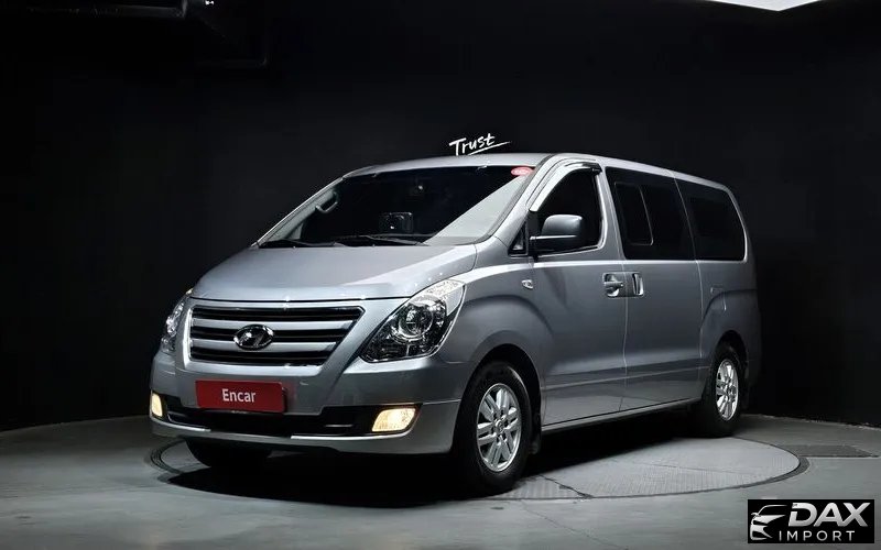 Hyundai Starex 5-Seater VAN
