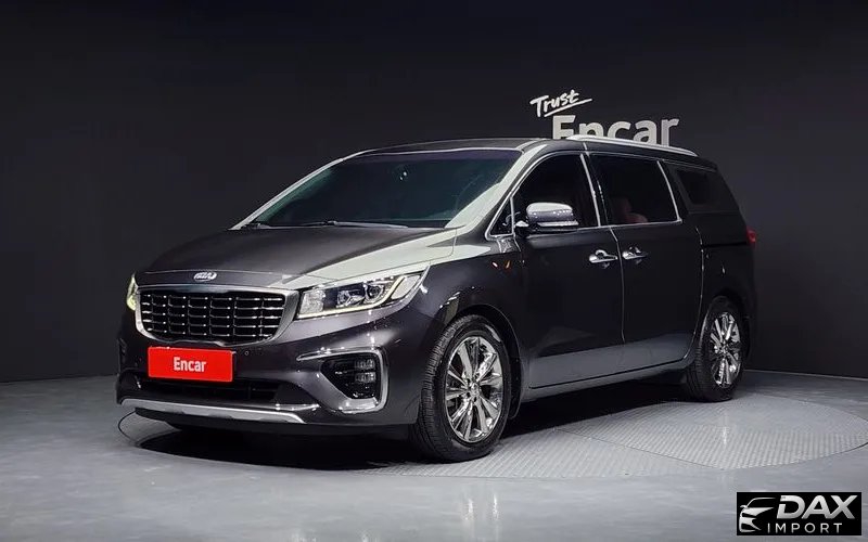 Kia Canival 9-Seater Noblesse