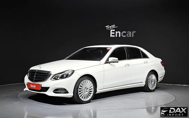 Mercedes-Benz E-Class E300 Elegance