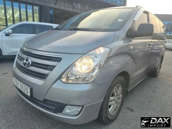 Hyundai Starex 12-Seater Wagon