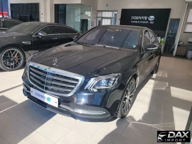 Mercedes-Benz S-Class S560 4MATIC