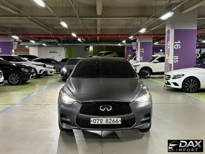 Infiniti Q30 2.0 Exclusive