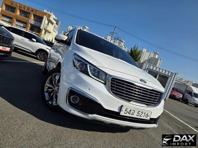 Kia Canival 9-seater Noblesse