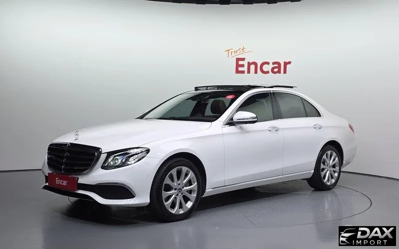 Mercedes-Benz E-Class E300 4MATIC Exclusive