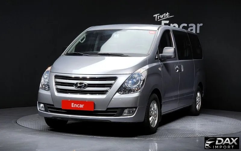 Hyundai Starex 12-Seater Wagon