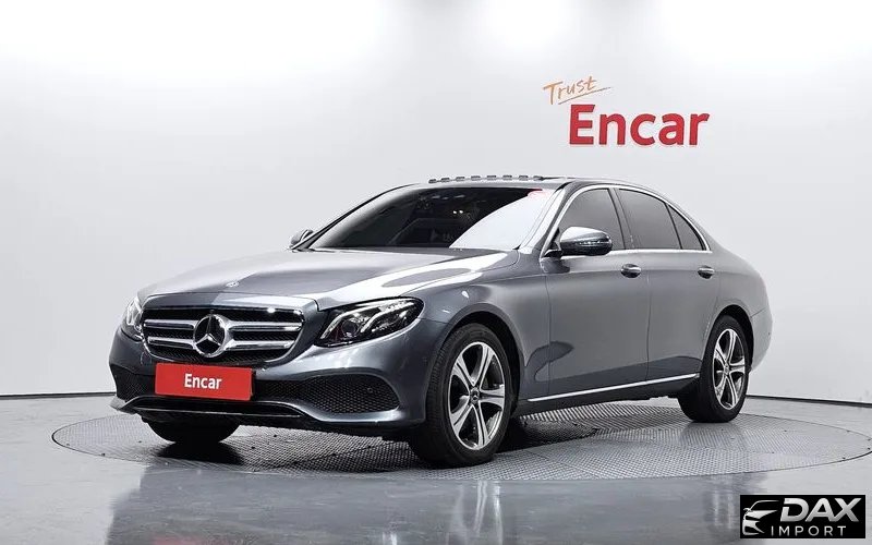 Mercedes-Benz E-Class E300 4MATIC Avnatgarde