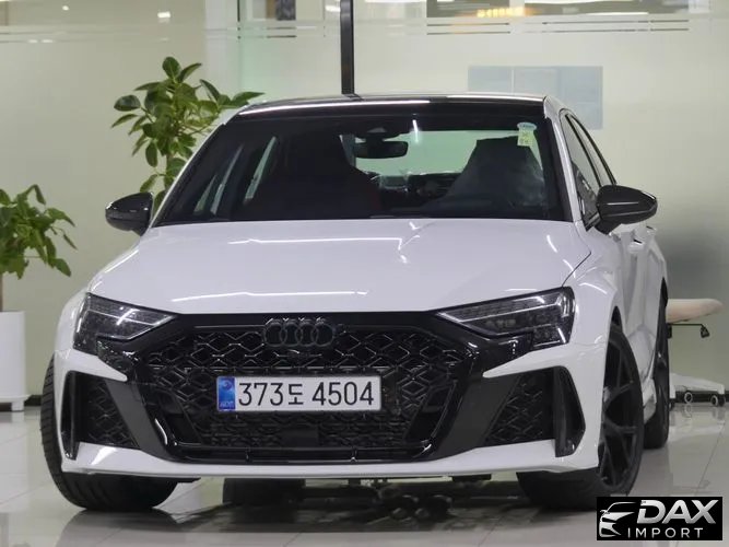 Audi RS3 2.5 TFSI Quattro Carbon Edition