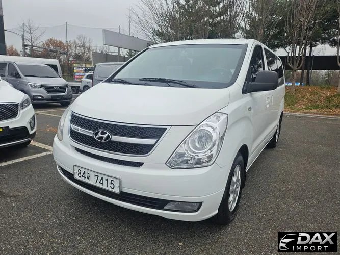 Hyundai Starex 5-Seater VAN