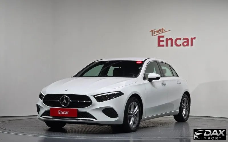 Mercedes-Benz A-Class A220 Hatchback