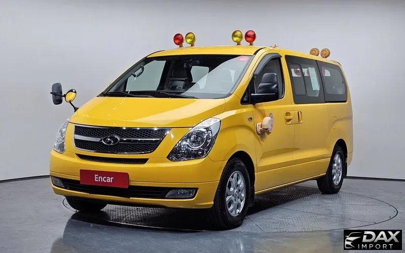 Hyundai Starex Guard car of children
