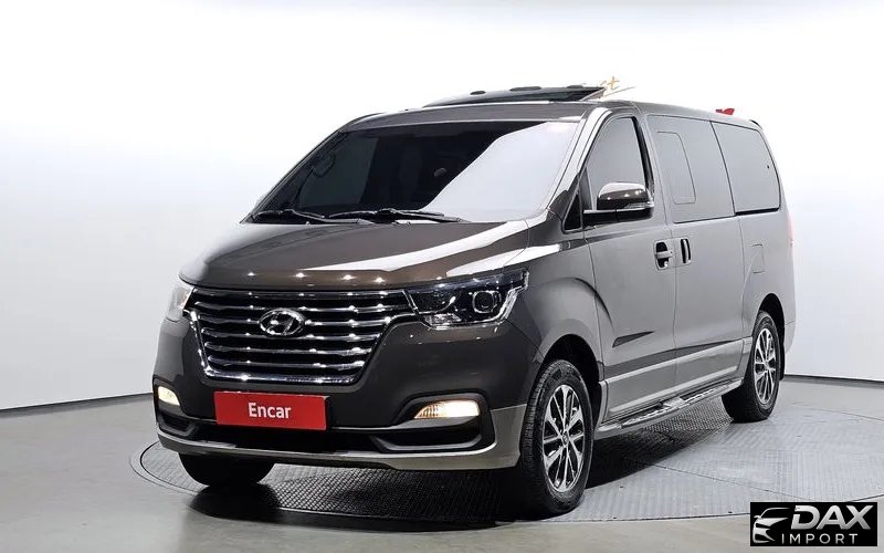 Hyundai Starex 4WD Urban 9-Seater