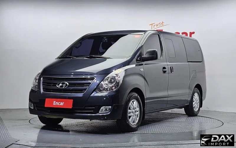 Hyundai Starex 12-Seater Wagon