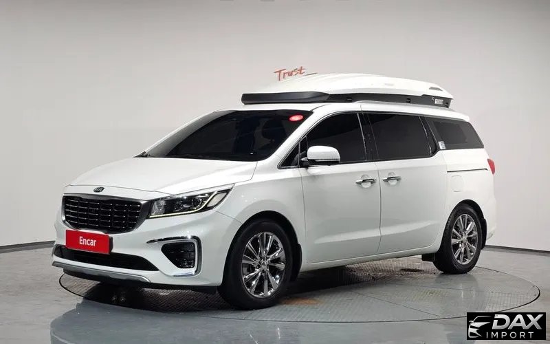 Kia Canival 9-Seater Outdoor