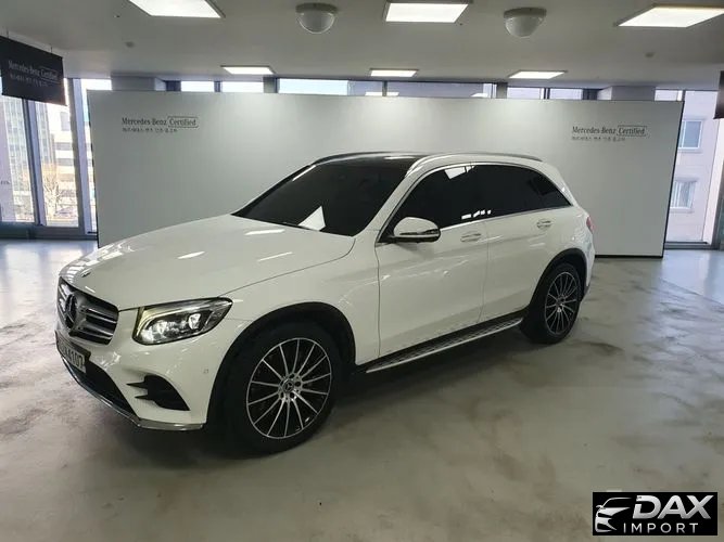 Mercedes-Benz GLC-Class GLC300 4MATIC AMG Line