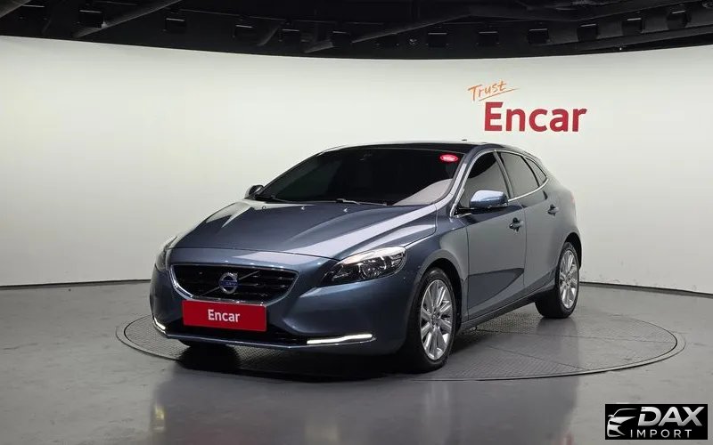 Volvo V40 D2