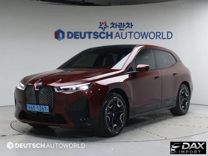 BMW iX xDrive50 Sports Plus