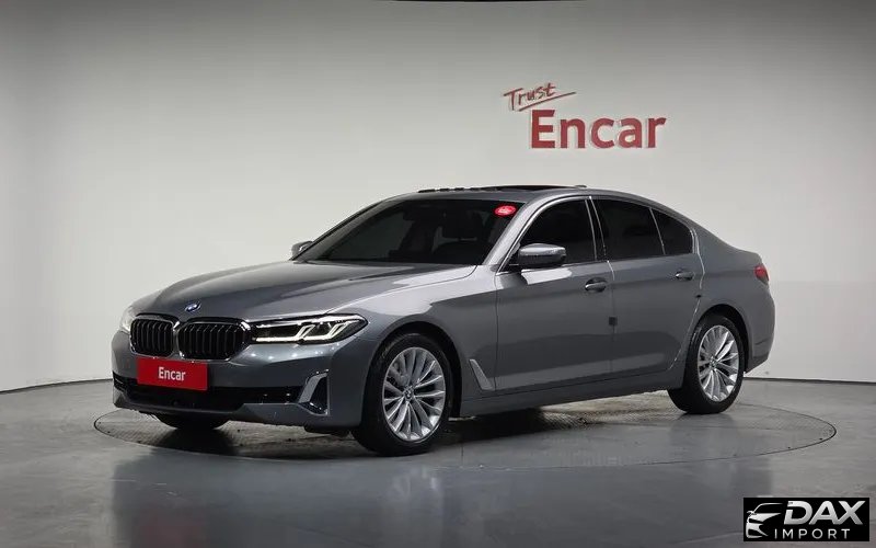 BMW 5-Series 520i Luxury