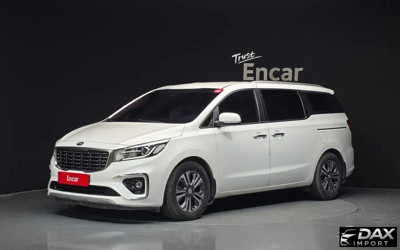 Kia Canival 9-Seater Luxury