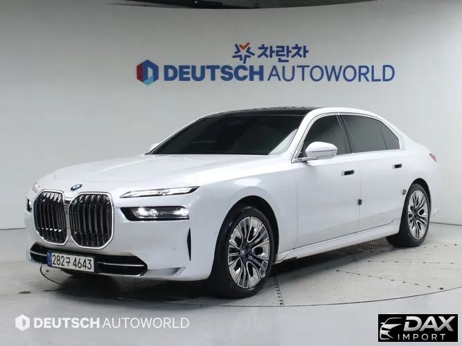 BMW 7-Series 740i sDrive Design Pure Excellence