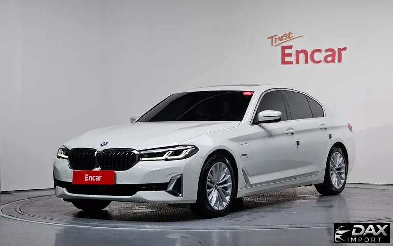 BMW 5-Series 530e Luxury