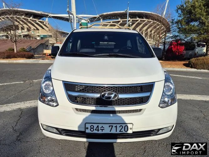 Hyundai Starex 5-Seater VAN