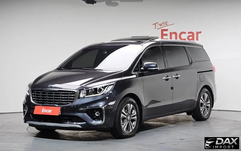 Kia Canival 9-Seater Luxury