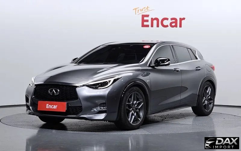 Infiniti Q30 2.0 Exclusive