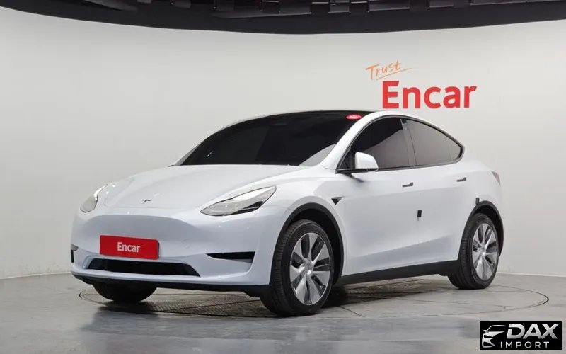 Tesla Model Y RWD