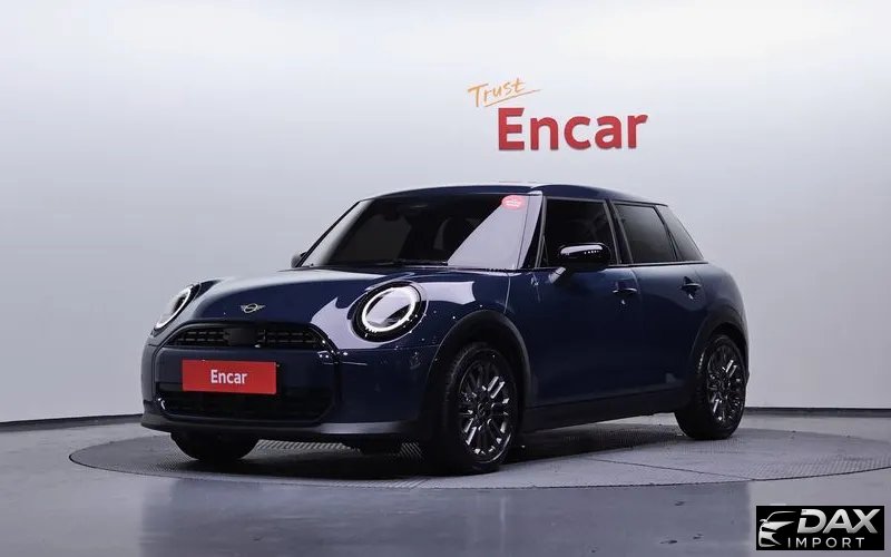 Mini Cooper 5Door Essential