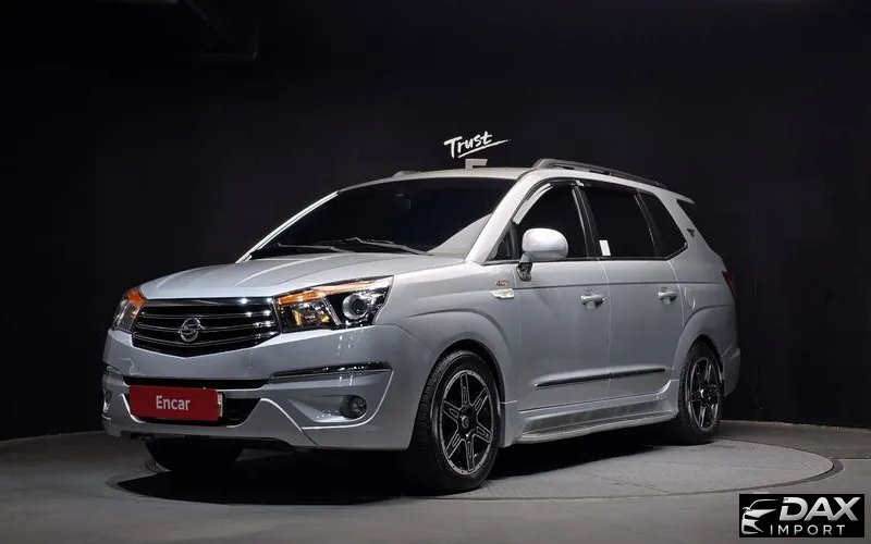 KG_Mobility_Ssangyong KORANDO 4WD GT 11-seater