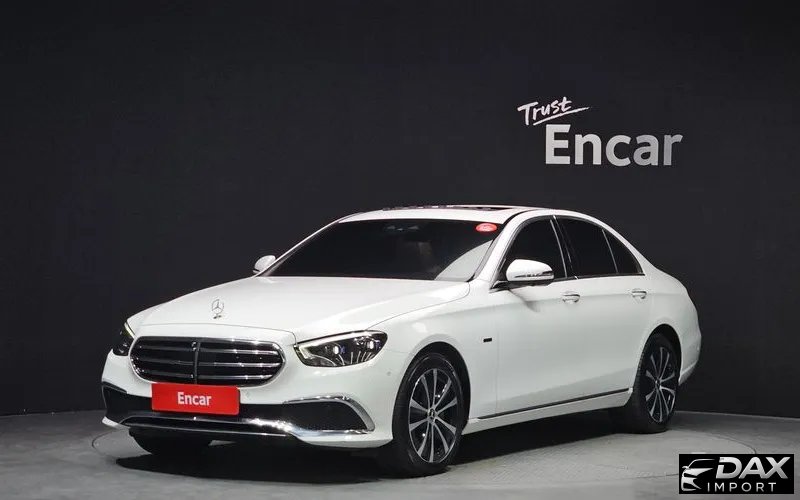 Mercedes-Benz E-Class E300e 4MATIC Exclusive