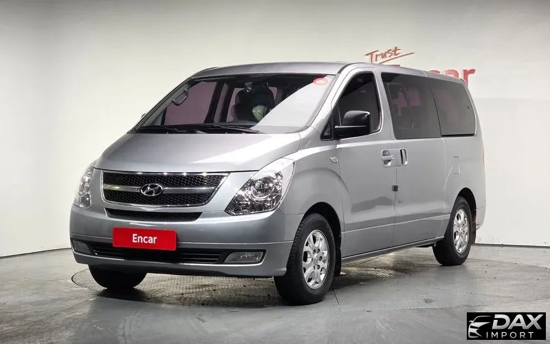 Hyundai Starex 12-Seater Wagon