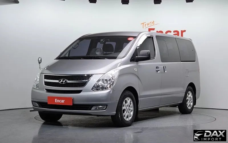 Hyundai Starex 12-Seater Wagon