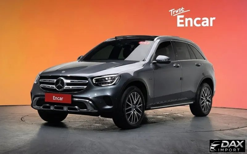 Mercedes-Benz GLC-Class GLC300e 4MATIC