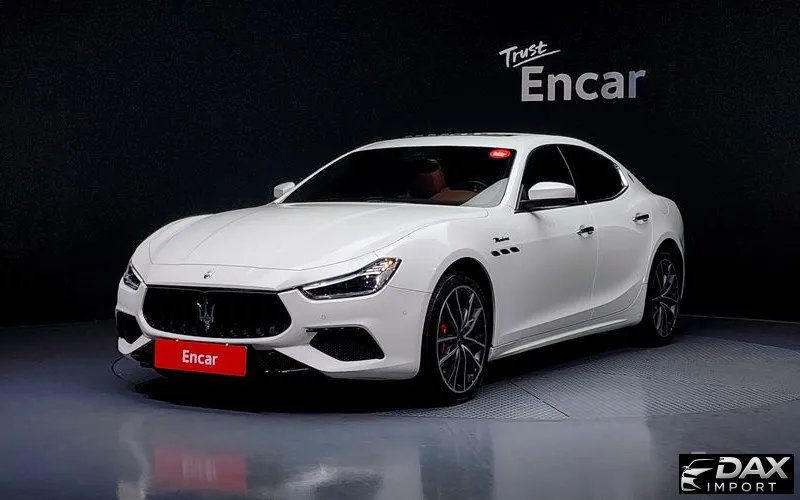 Maserati Ghibli 3.0 Modena