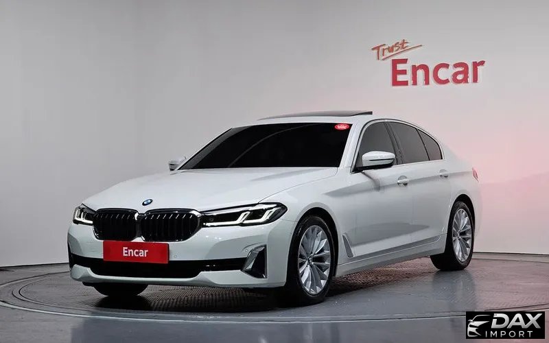 BMW 5-Series 520i Luxury