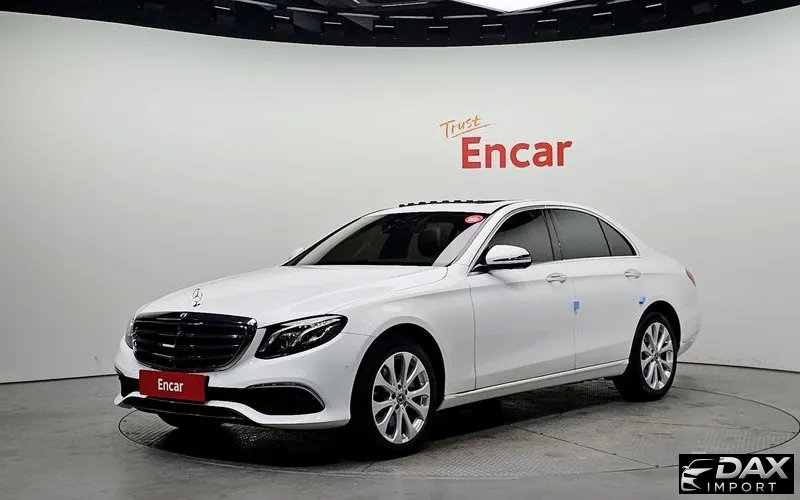 Mercedes-Benz E-Class E300 4MATIC Exclusive