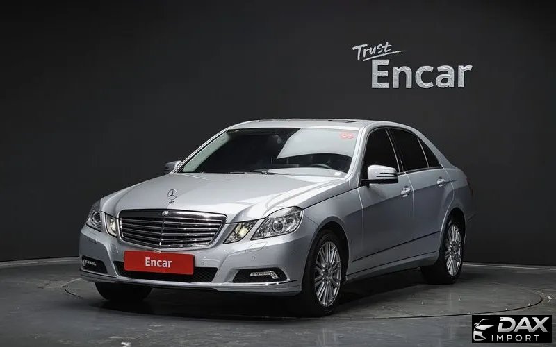 Mercedes-Benz E-Class E300 Elegance