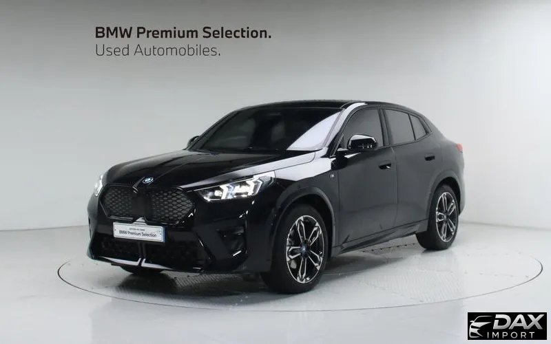 BMW iX2 eDrive 20 M Sport