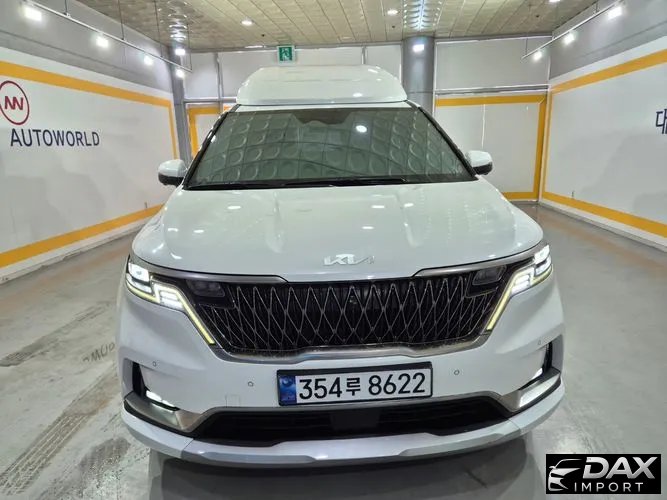 Kia Canival 9-Seater Hi-Limousine