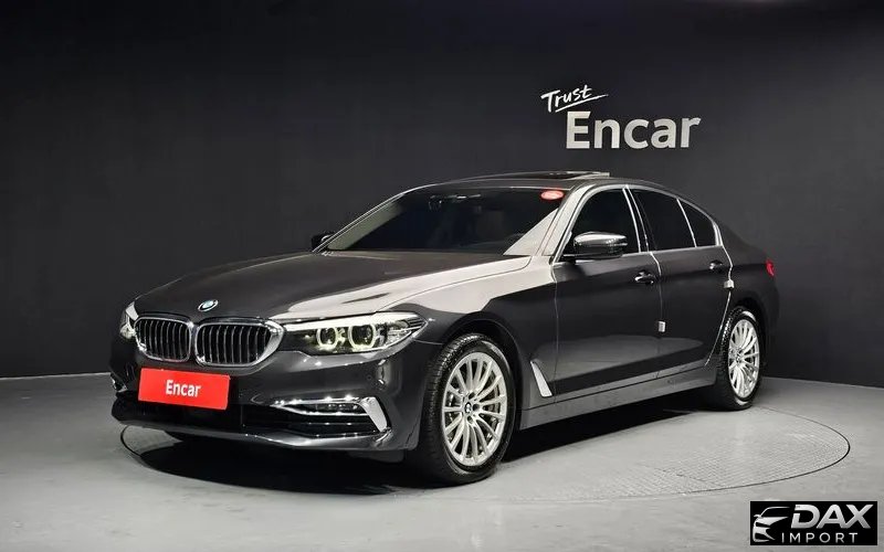 BMW 5-Series 520i Luxury