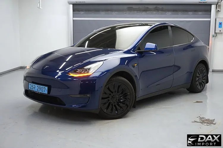 Tesla Model Y Long Range