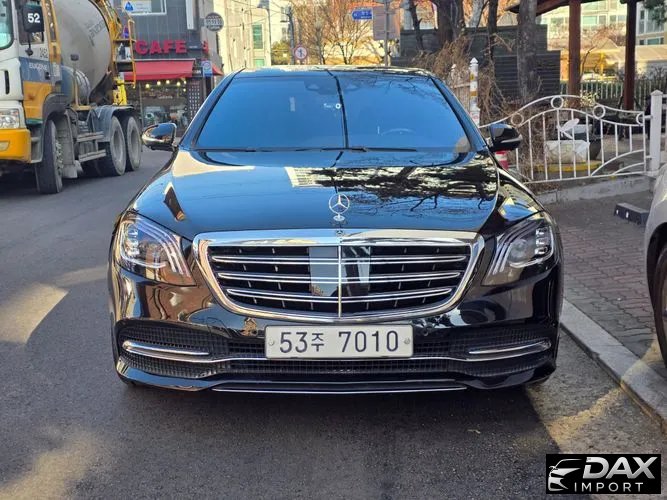 Mercedes-Benz S-Class S500L