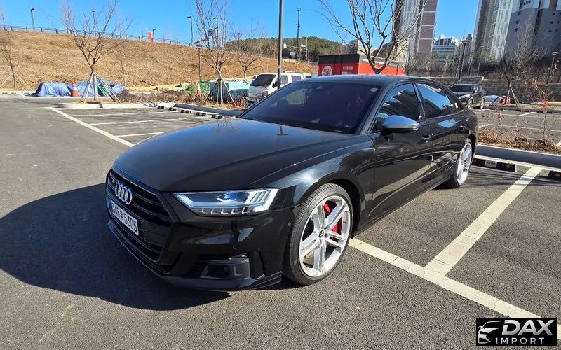Audi S8 4.0 TFSI Quattro LWB