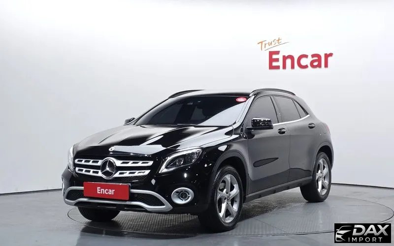 Mercedes-Benz GLA-Class GLA220