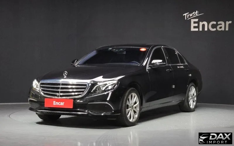 Mercedes-Benz E-Class E300 4MATIC Exclusive